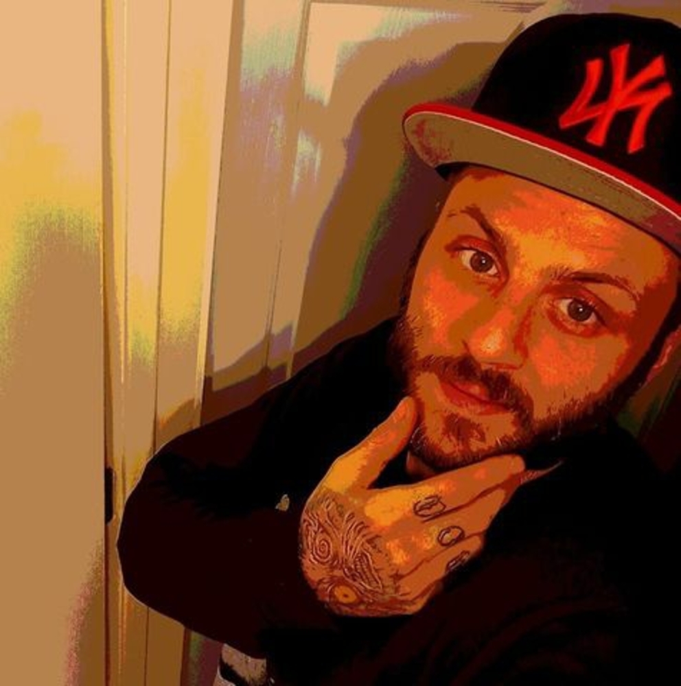 Meet your Posher, Chris